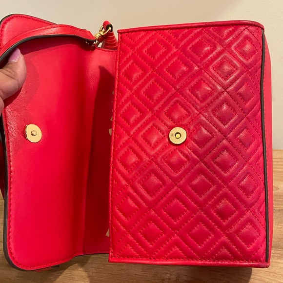 Tory Burch quilted crossbody red bag/shoulder bag/satchel - Picture 14 of 15